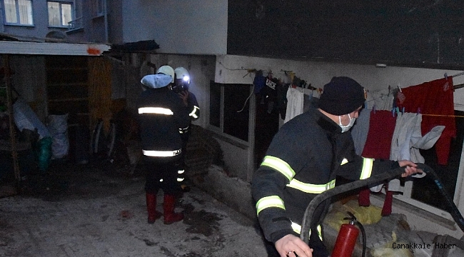 Sinop&#039;ta ev yangını: Kış günü sokakta kaldılar