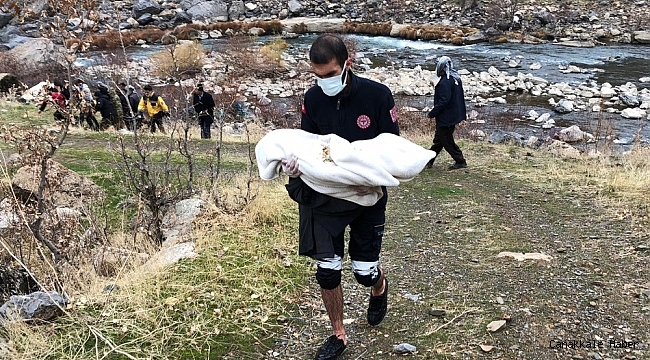 Şırnak'ta araç Habur Çayına uçtu, 3 kişilik aile hayattan koptu