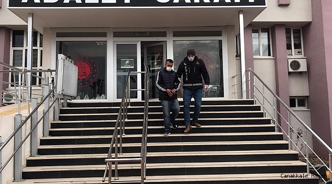 Sokağa çıkma yasağını fırsat bilen uyuşturucu satıcısı polisten kaçamadı