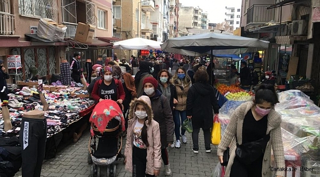 Sosyal mesafe, yılbaşı alışverişine yenik düştü