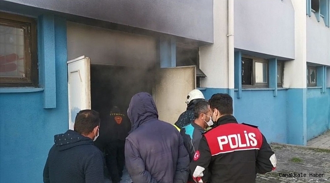 Spor salonunda çıkan yangın paniğe sebep oldu