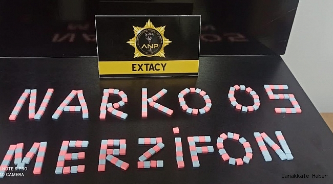 Şüphelenilen araçta 250 adet uyuşturucu hap çıktı