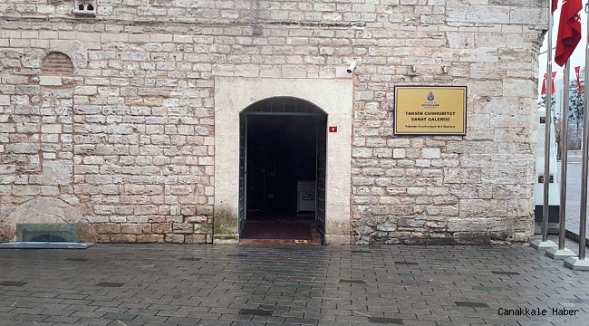 Taksim Cumhuriyet Sanat Galerisi&#039;nde yangın paniği