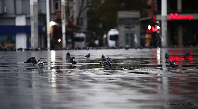 Taksim Meydanı ve İstiklal Caddesi boş kaldı