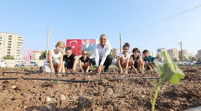 Tarhan: &quot;Tarımsal üretimi kentin merkezine taşıdık&quot;