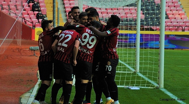 TFF 1. Lig: Eskişehirspor: 2 - Menemenspor: 2