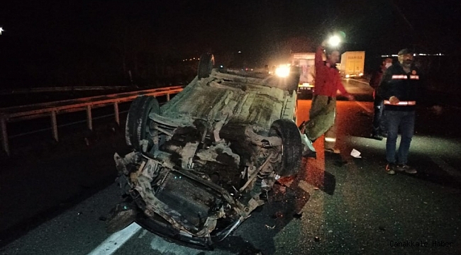 Tıra arkadan çarpan otomobil takla attı: 2 yaralı