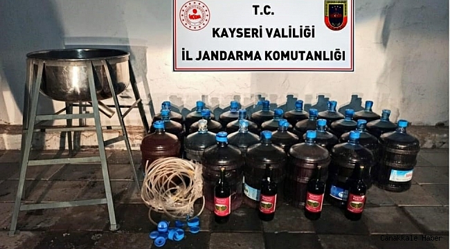 Tomarza&#039;da 700 litre kaçak içki ele geçirildi