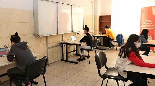 Toroslar Belediyesi, 26 EBA destek noktası ile öğrencilerin yanında