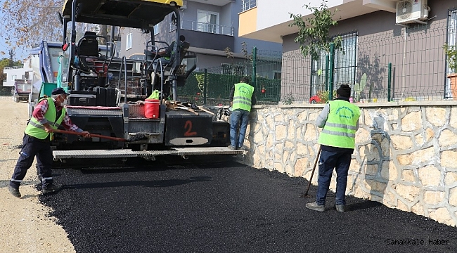Toroslar&#039;da üst yapı çalışmaları ile yollar yenileniyor