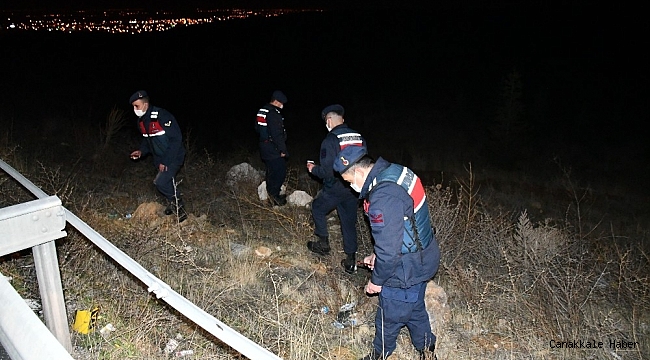 Tüfekten çıkan saçmalar Nevşehir Belediye Başkanı Arı&#039;nın aracına isabet etti