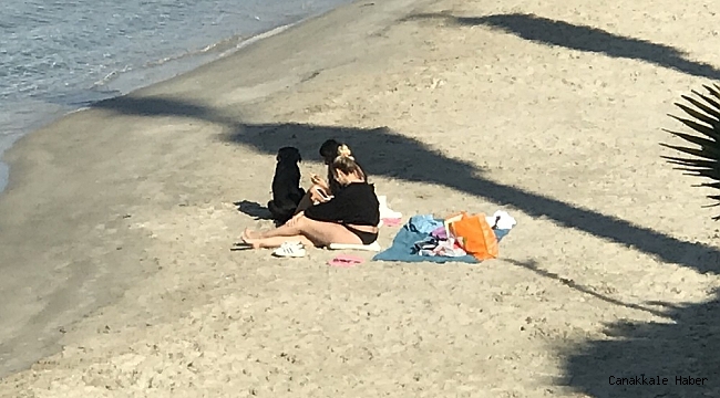 Turistlerin kısıtlamada deniz keyfi