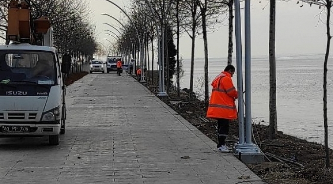 Ulaşlı'da görsel aydınlatma imalatı yapılıyor