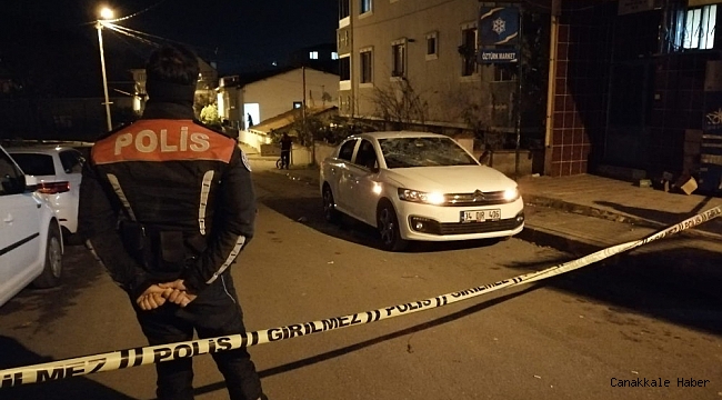 Ümraniye&#039;de iki grubun sokak ortasında kavgasında kan aktı: 3 yaralı