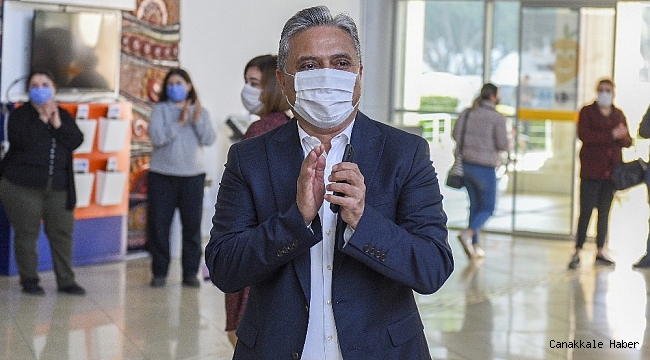 Uysal, yılın son mesai gününde belediye çalışanlarıyla bir araya geldi