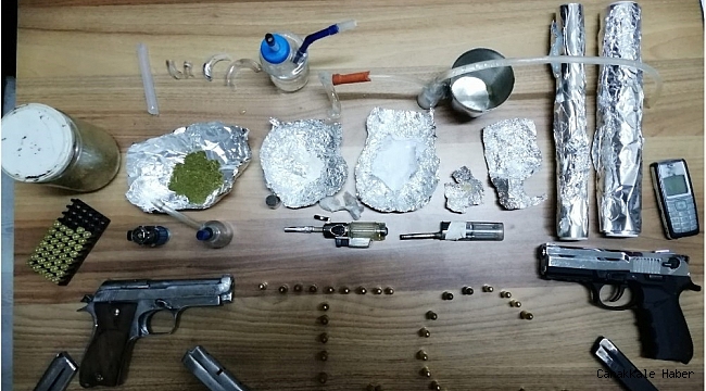 Uyuşturucu operasyonunda tanımlanamayan madde ele geçirildi