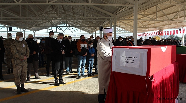 Uzman çavuş ve ailesini ölüm ayırdı