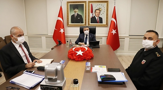 Vali Atay, korona virüs tedbirleri değerlendirme toplantısına katıldı