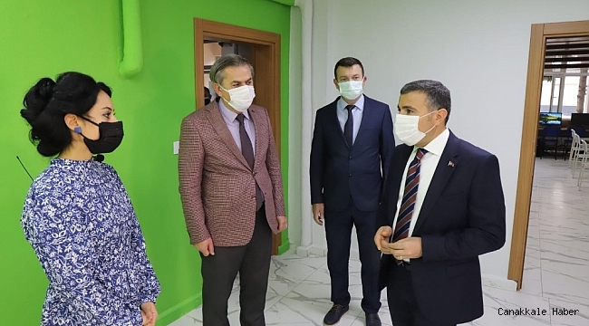 Vali Atay, Uzaktan Eğitim Merkezini ziyaret etti