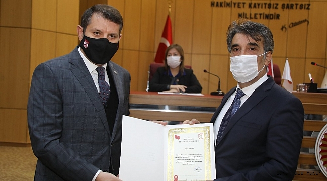 Vali Ayhan artık Sivaslı