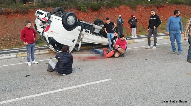 Virajı alamayan kamyonet devrildi: 1'i ağır 2 yaralı