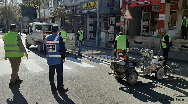 Yaya geçit çizgileri yenilendi