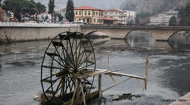 Yeşilırmak karardı