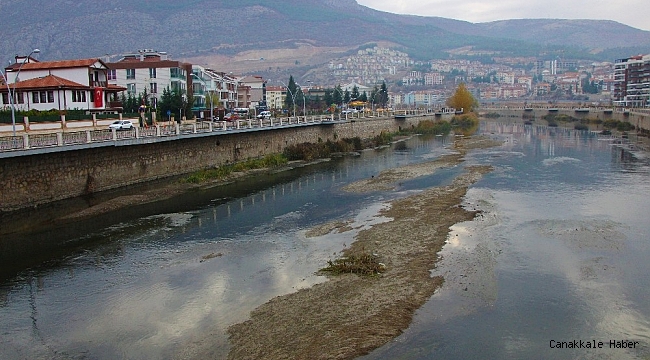 Yeşilırmak'ta su seviyesi alarm veriyor