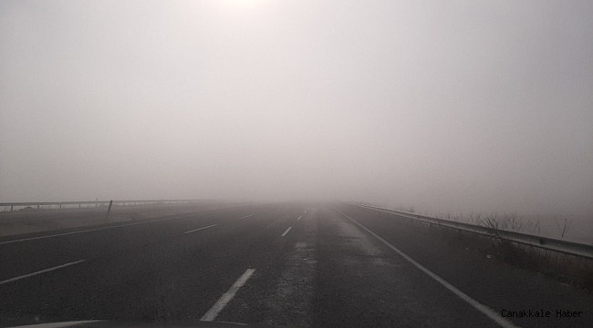 Yoğun sis görüş mesafesini düşürdü