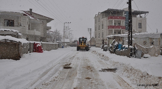 Yüksekova&#039;da karla mücadele çalışması