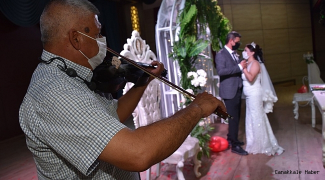 Yunusemre&#039;de bin 304 çiftin nikahı kıyıldı