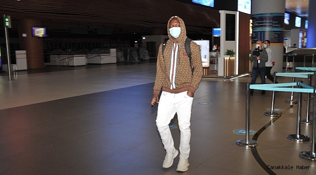 Aboubakar, İstanbul&#039;a döndü