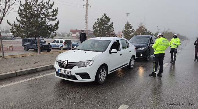 Afyonkarahisar&#039;da kısıtlamanın 3. gününde denetimler devam ediyor