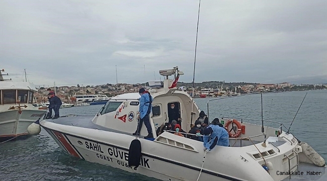 Ayvalık&#039;ta 13 düzensiz göçmen kurtarıldı