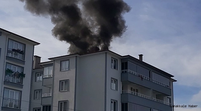 Baca yangını tüm çatıyı sardı