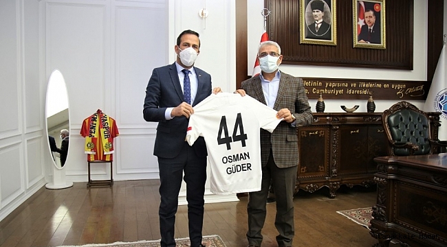 Başkan Güder&#039;e Yeni Malatyaspor&#039;dan anlamlı ziyaret