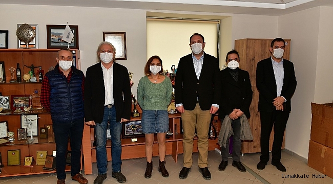 Başkan Gümrükçü&#039;den meslek odalarına &quot;e-Ruhsat&quot; ziyareti