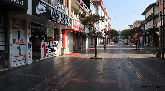 Düzce&#039;de cadde ve sokaklar boş kaldı