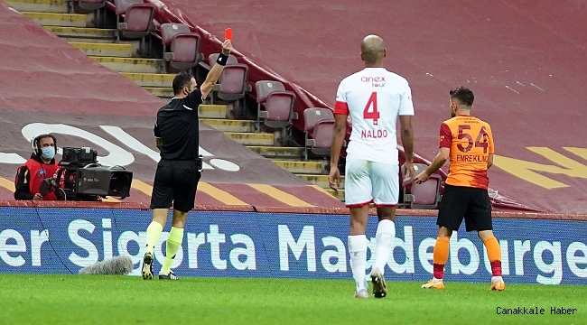 Emre Kılınç kırmızı kart gördü