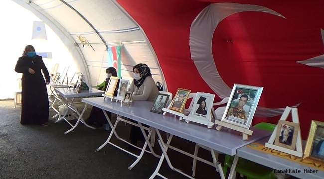 Evlat nöbetindeki aileler PKK'nın 13 yıl önceki katliamını unutmadı