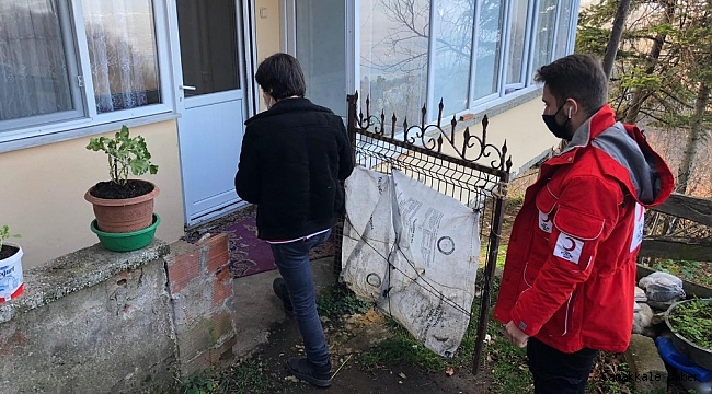 Genç Kızılay Gönüllüleri ihtiyaç sahiplerine destek oldu