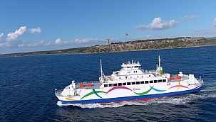 GESTAŞ gemileri yeni renkleriyle Çanakkale'de