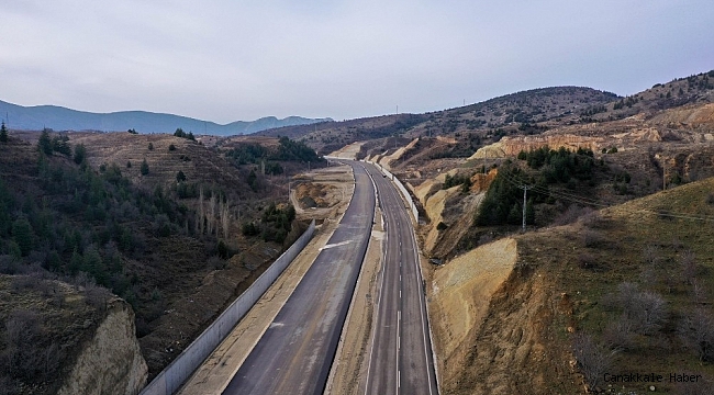 Isparta-Burdur dostluk yolunun 6,5 km&#039;lik kısmında asfalt çalışması tamamlandı