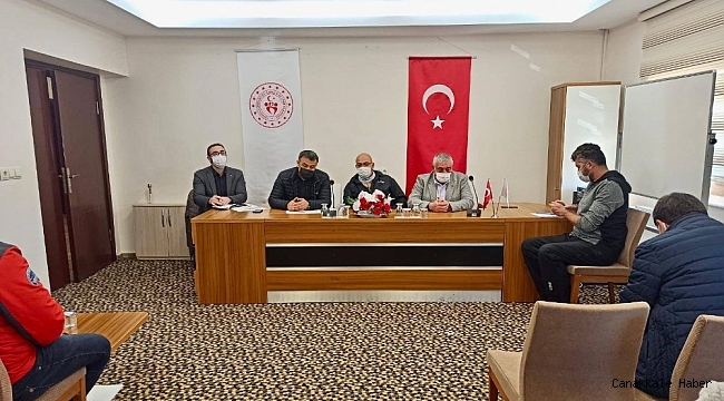 Kayak ve snowboard kulüpleri istişare toplantısı yapıldı