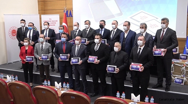 Kırıkkale&#039;de bin 200 öğrenciye tablet desteği