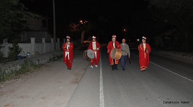 Kısıtlama günlerinde Mehter Takımı'ndan vatandaşlara moral desteği