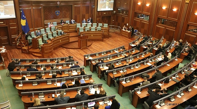 Kosova meclisi, yurtdışına asker gönderilmesine izin veren teskereyi onayladı