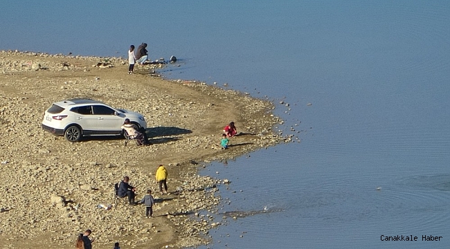 Kozan Barajı&#039;nda ürküten kuraklık manzarası