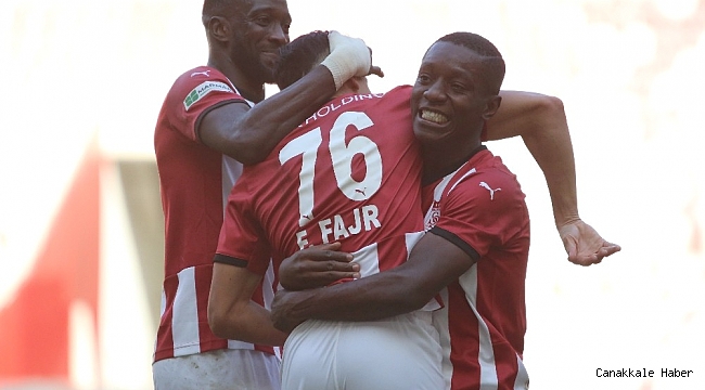 Max Gradel 4. golünü attı
