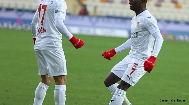 Max Gradel 5. golünü attı